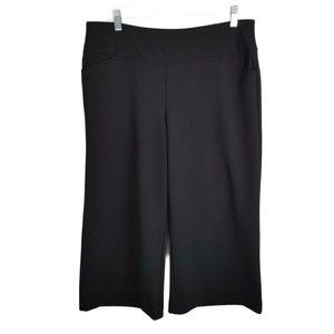 Relativity Black Stretchy Pull On Gaucho Pants